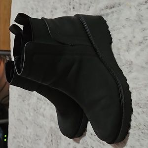 DV by Dolce Vita booties